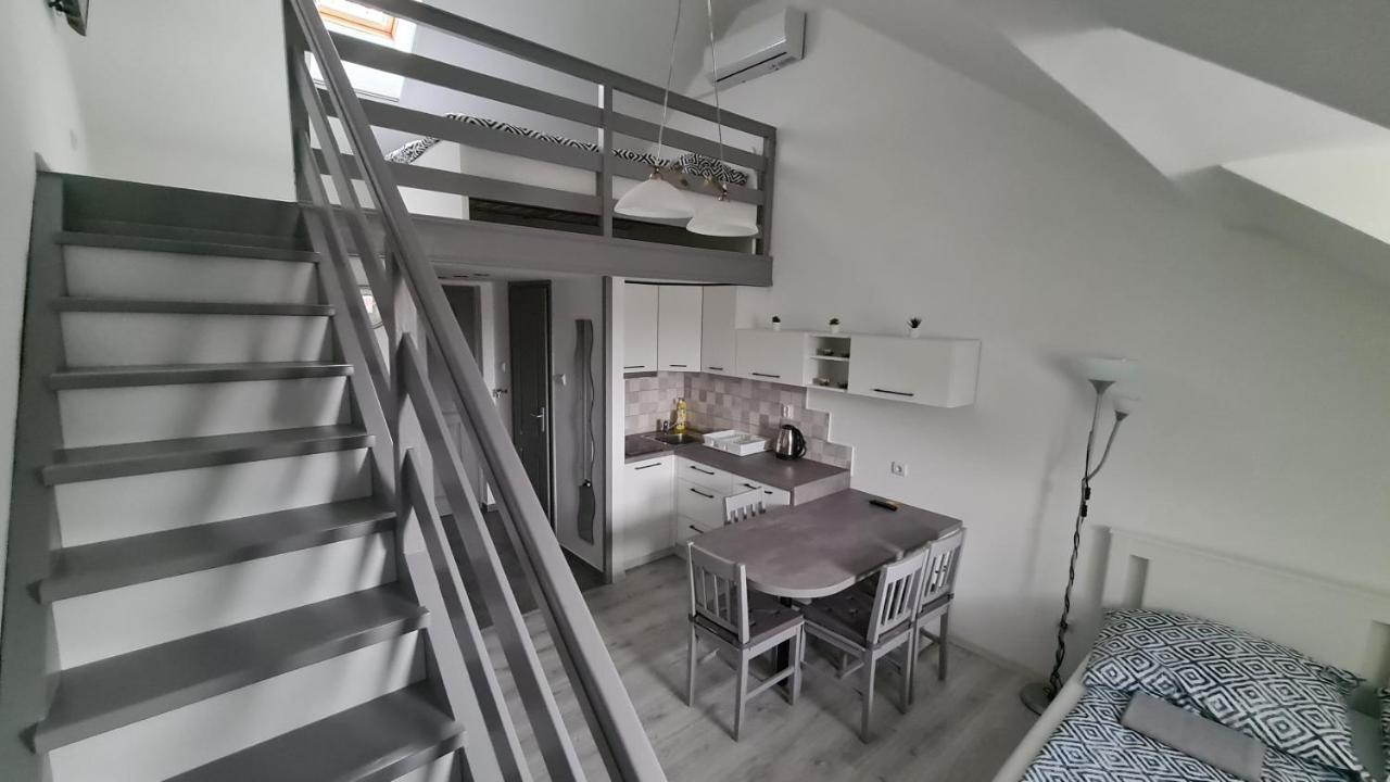 Gyulai-Fuerdo-Apartman Ii. Zewnętrze zdjęcie