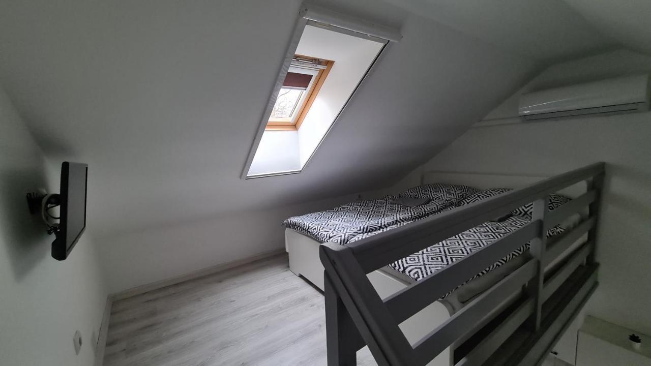 Gyulai-Fuerdo-Apartman Ii. Zewnętrze zdjęcie