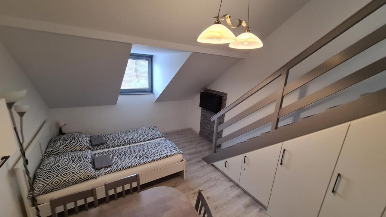 Gyulai-Fuerdo-Apartman Ii. Zewnętrze zdjęcie