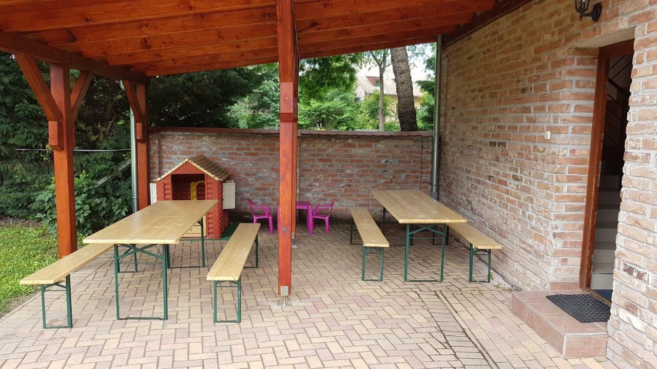 Gyulai-Fuerdo-Apartman Ii. Zewnętrze zdjęcie